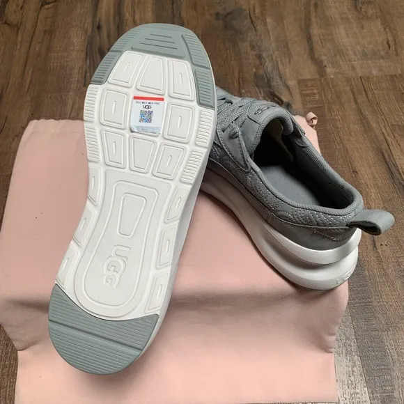 LA Glide Logo Fashion Women’s Luxury Sneakers