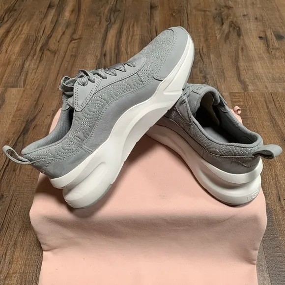 LA Glide Logo Fashion Women’s Luxury Sneakers