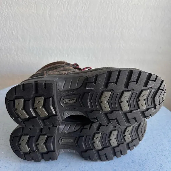Ladies Wolverine Boots Size 6.5