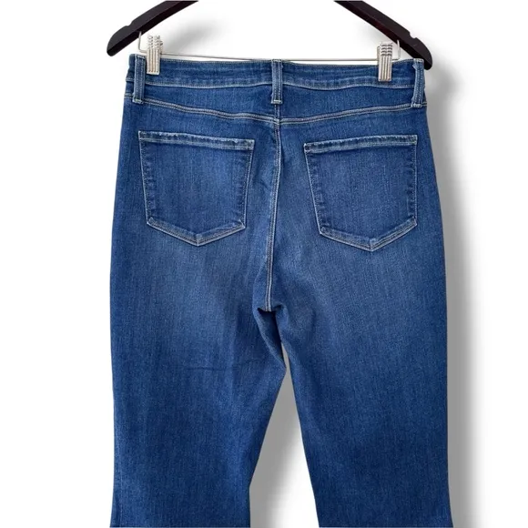 L’Agence Kendra cropped Flare Jeans Laredo Wash Subtle Stretch Denim Size 30