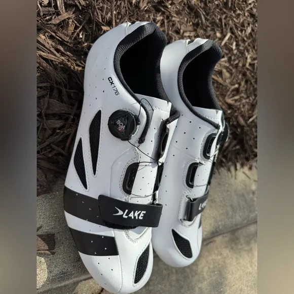 Lake Men's Cycling Shoes - White and Black
