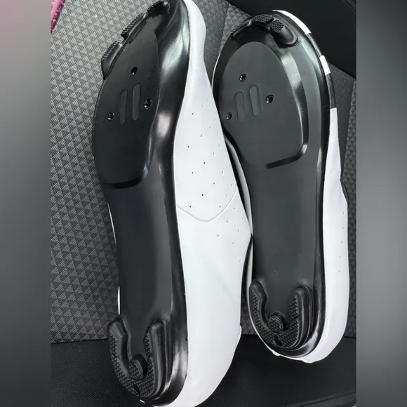 Lake Men's Cycling Shoes - White and Black
