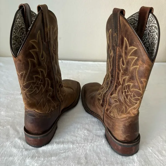 Laredo Embroidered Square Toe Boots, Brown size 7.5 M