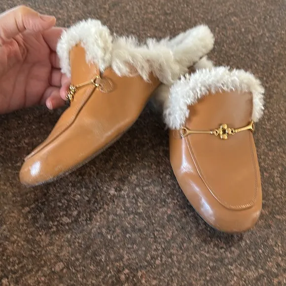 LARROUDE LADIES BROWN BROLD TONE BITS FLEECE LINING SLIP ON MULE SHOES-6.5