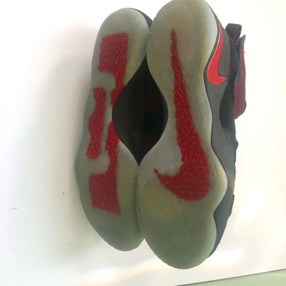 Lebron Nike Black High-Top Sneakers Size 13