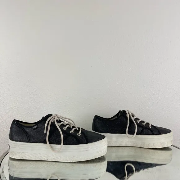 L.E.I. Vintage Y2K Black White Shimmer Glitter Low Top Chunky Platform Sneakers