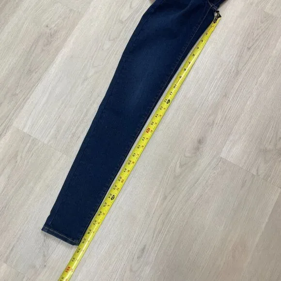 Levis 720 High Rise Super Skinny Womens 25x30 Dark Wash 527970241