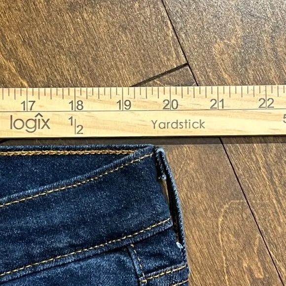 Levi's Women's Ribcage Straight Ankle Super High Rise Stretch Jeans Size: 20W M