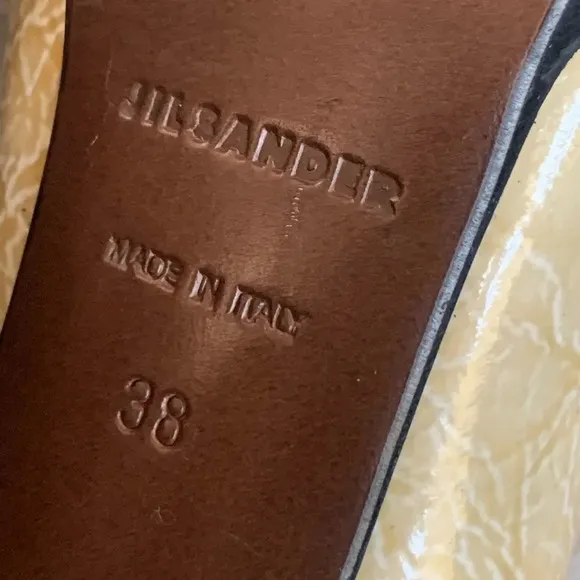 LIKE New Jil Sander pump, 38