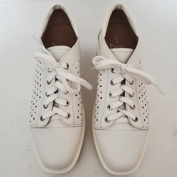 Linea Paolo Kendra Perforated white Leather Lace-Up Platform chunky Sneakers 9.5
