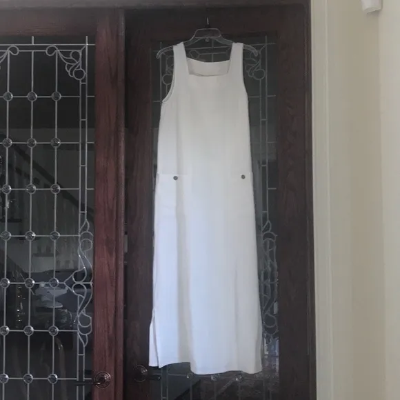 Linen maxi dress Med.  Excellent!