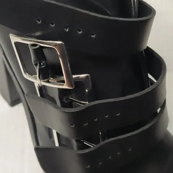 L'Intervalle Black Leather Strap Studded Heeled Boots sz 40
