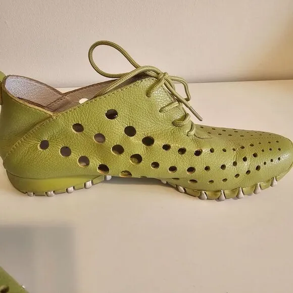 LITFOOT Comfy Womens Leather Shoes Lace Up Shoes LF9010 US size 7.5 Pre-owned