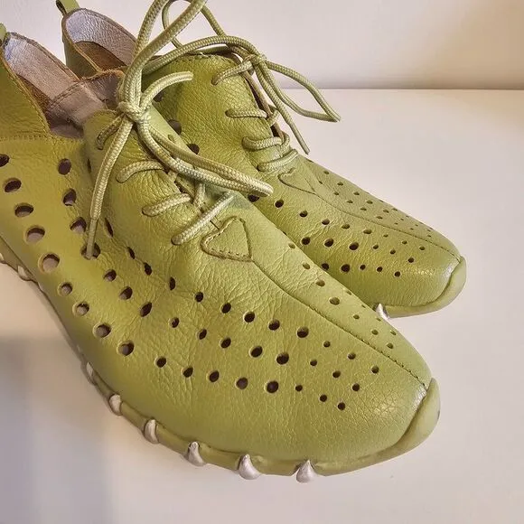 LITFOOT Comfy Womens Leather Shoes Lace Up Shoes LF9010 US size 7.5 Pre-owned