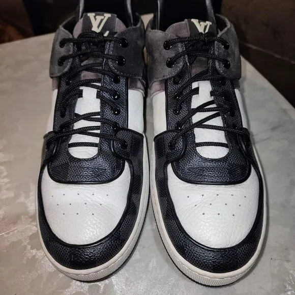 LOUIS VUITTON ACE Sz 7 LV Logo Lace Up Black White Hype Trainer Sneakers Shoes