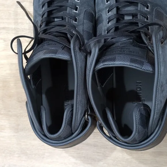 LOUIS VUITTON MEN'S HIGH TOP CHECKERBOARD GRAPHITE SNEAKERS