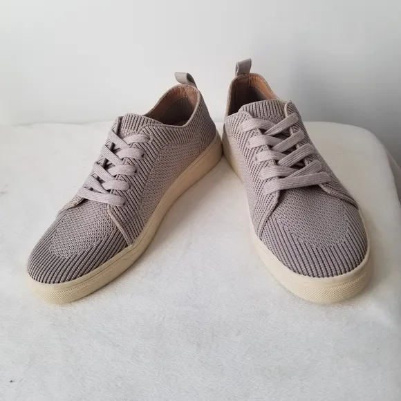 Lucky Brand women's Laddix sneakers size 7
