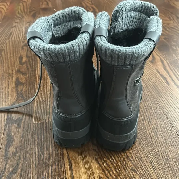 Lugz winter boots size 8