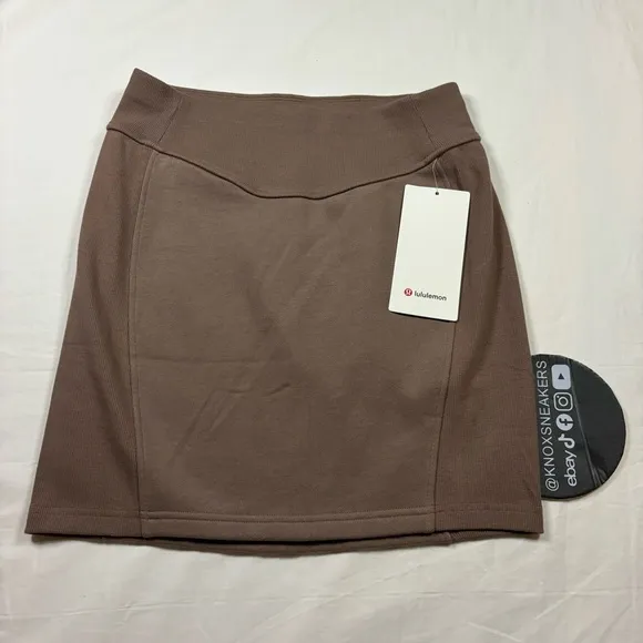 Lululemon Scuba HR Mini Skirt TPTC Tauptastic Tan Beige Women’s Size S