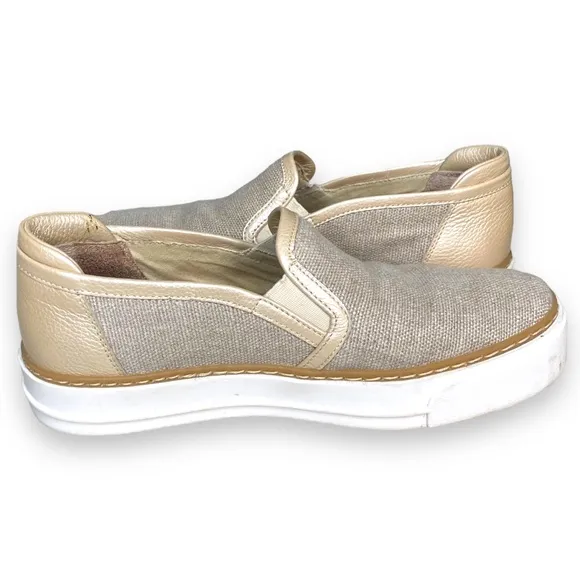 M. Gemi Women's Champagne The Gina Slip On Linen Leather Sneaker Size 6.5