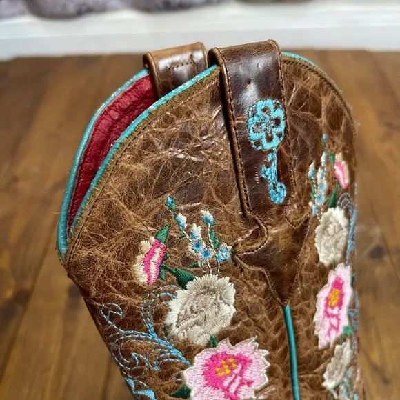 Macie Bean Honey Bunch flower embroidered snip toe cowgirl boots girls size 12