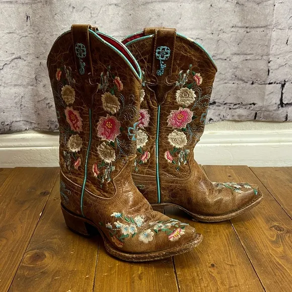 Macie Bean Honey Bunch flower embroidered snip toe cowgirl boots girls size 12