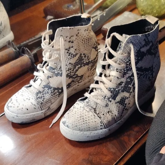 Madden Girl Gray and White Sneakers with High-Top Design