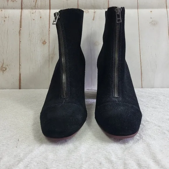 Madewell The Amalia Zip Chunky-Heeled Suede Short Boots in Black Size US 9.5
