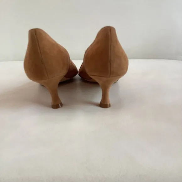 Manolo Blahnik Tan Women's Shoes SZ 7.5/37.5