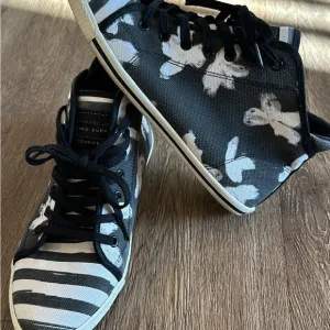 Marc Jacobs Black and White High-Top Sneakers