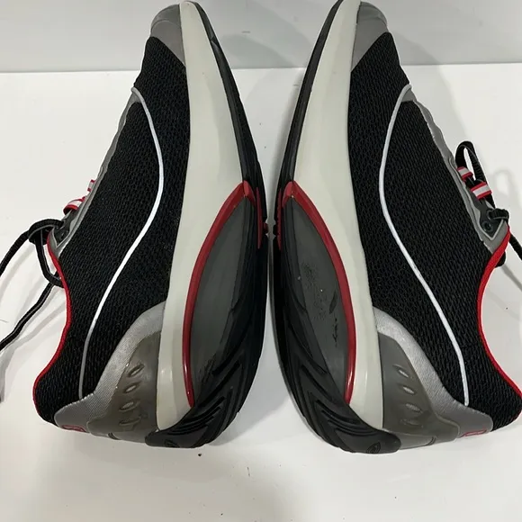 MBT KIMONDO Walking Shape Up Running Shoes 400215-03 Size 8,5 US  Black red