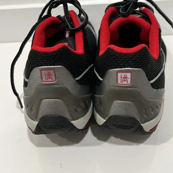 MBT KIMONDO Walking Shape Up Running Shoes 400215-03 Size 8,5 US  Black red