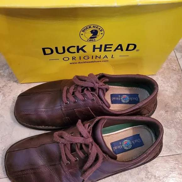 Men Duck Head shoes sz 10.5