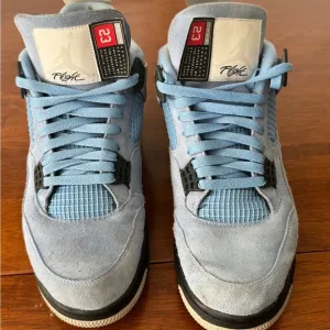 Men's Air Jordan 4 Retro 'University Blue'