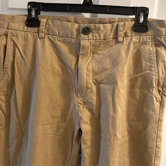 Men's Brooks Brothers Red Fleece Biege Pants Size 35/32
