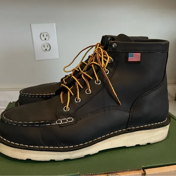 Men’s Danner Black Bull Run Moc Steel Toe Boots - Size 10.5
