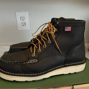 Men’s Danner Black Bull Run Moc Steel Toe Boots - Size 10.5
