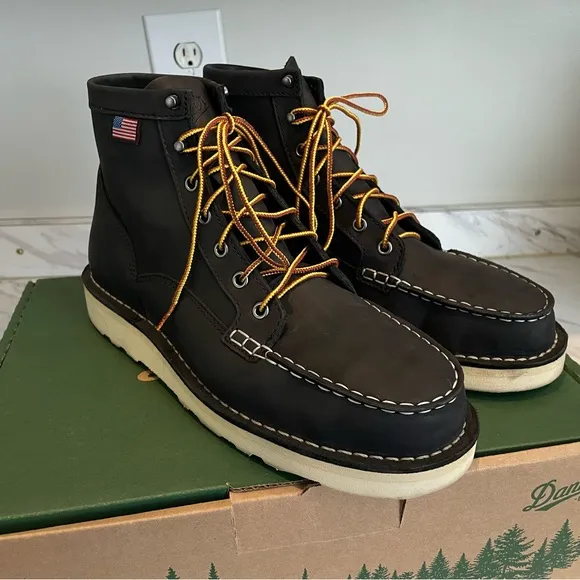 Men’s Danner Black Bull Run Moc Steel Toe Boots - Size 10.5