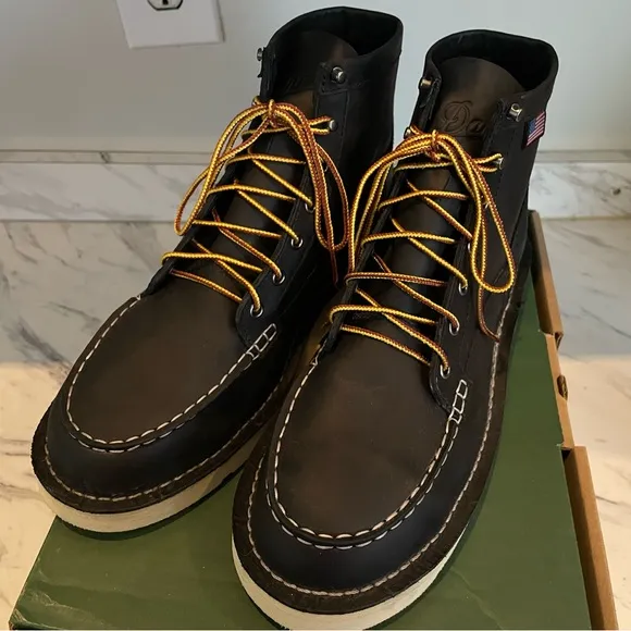 Men’s Danner Black Bull Run Moc Steel Toe Boots - Size 11
