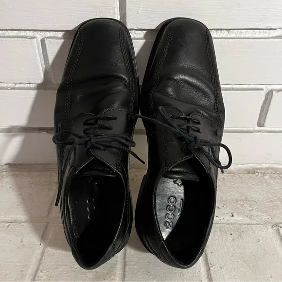 Men's Ecco Oxford Lace Up Leather Shoes Sz 9 / 43