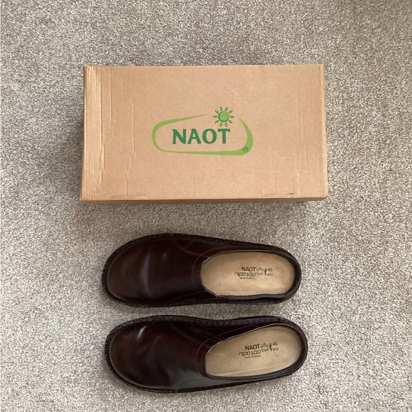 Men’s Like New, Naot Brown Leather Shoes
