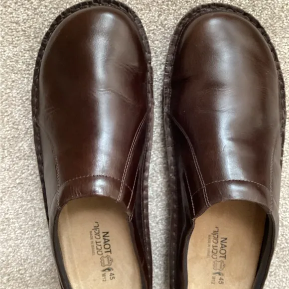 Men’s Like New, Naot Brown Leather Shoes