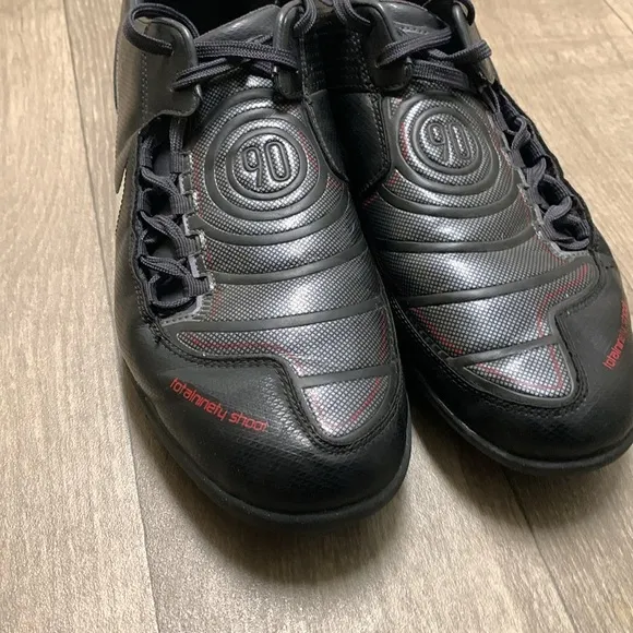 Mens Nike Total Ninety Soccer Lace Up Training Walking Sneakers Shoes