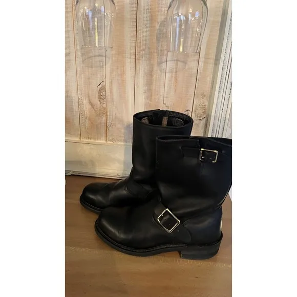 men's pre owned round steel toe pull on electrician/ biker work boots size 6 D