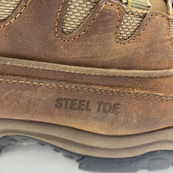 Men’s Skechers steel toe boots size 12