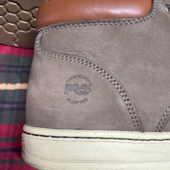 men’s Timberland pro chukka  alloy, steel toe sz 11 wide boots