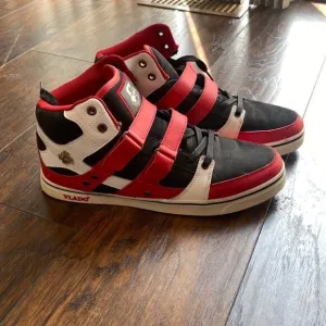 Men's Vlado Knight Red Black White High top sneakers size 12 GUC