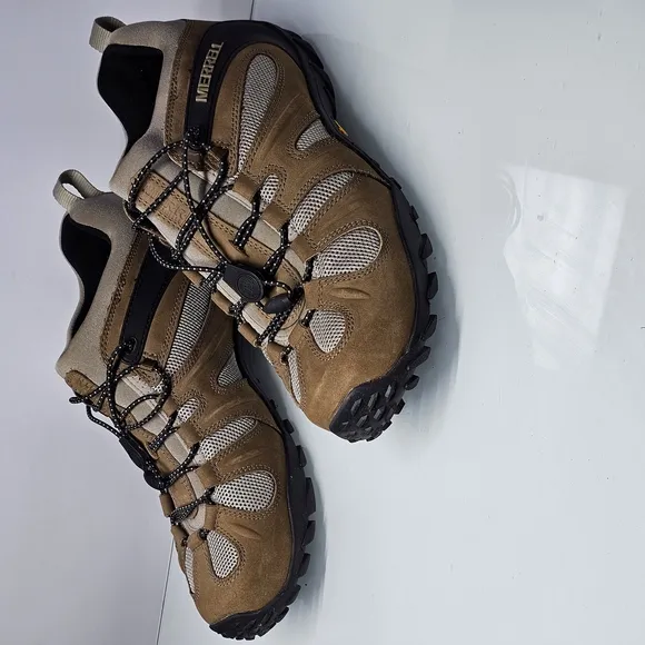 Merrell Men's Brown Hiking Shoes