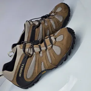 Merrell Men's Brown Hiking Shoes