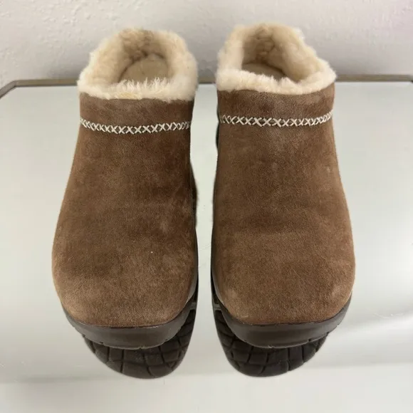 MERRELL Stone Brown Tan Suede Echo Ice 4 Cozy Faux Shearling Lined Slip On Shoes